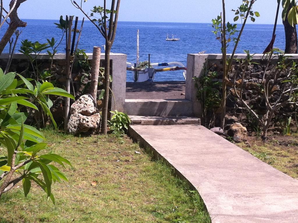 Amed Sari Beach Guesthouse المظهر الخارجي الصورة