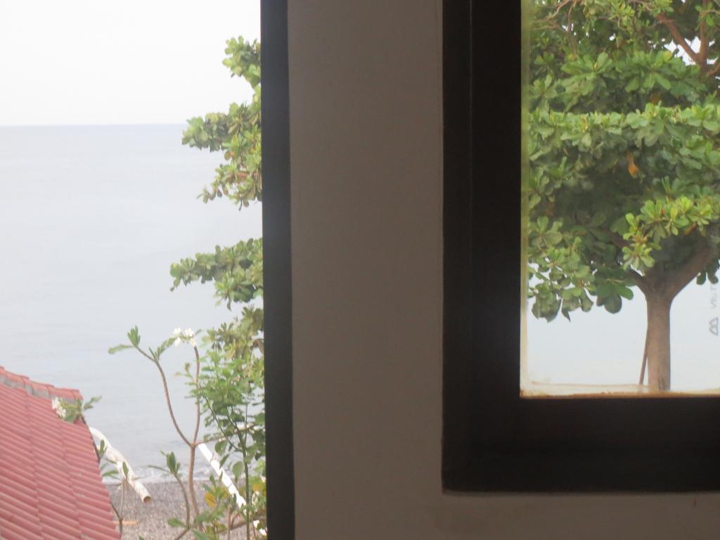 Amed Sari Beach Guesthouse المظهر الخارجي الصورة