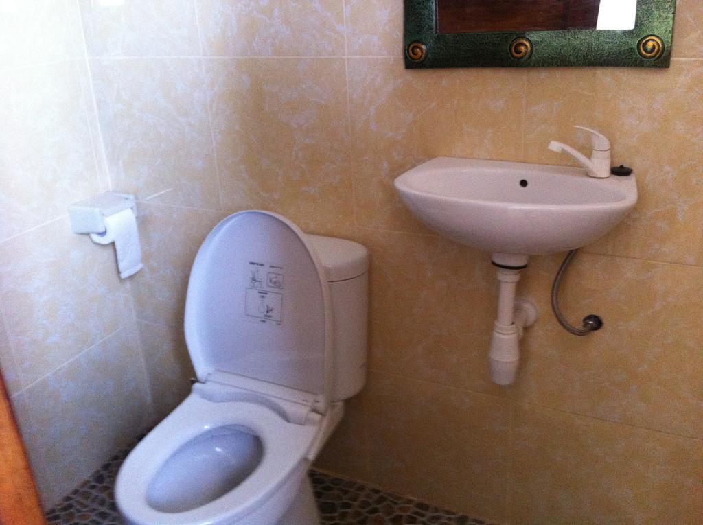Amed Sari Beach Guesthouse الغرفة الصورة