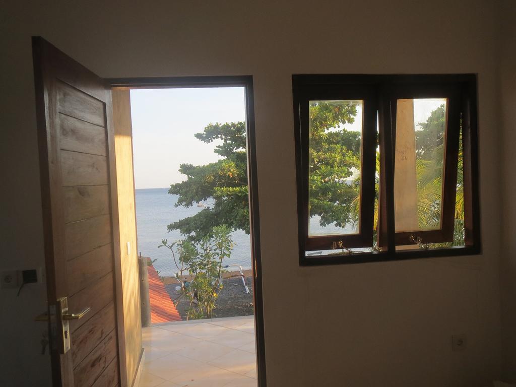 Amed Sari Beach Guesthouse المظهر الخارجي الصورة