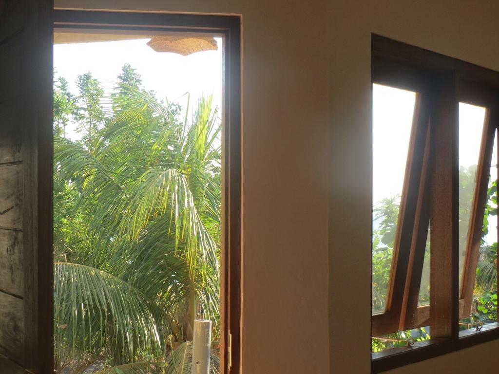 Amed Sari Beach Guesthouse الغرفة الصورة