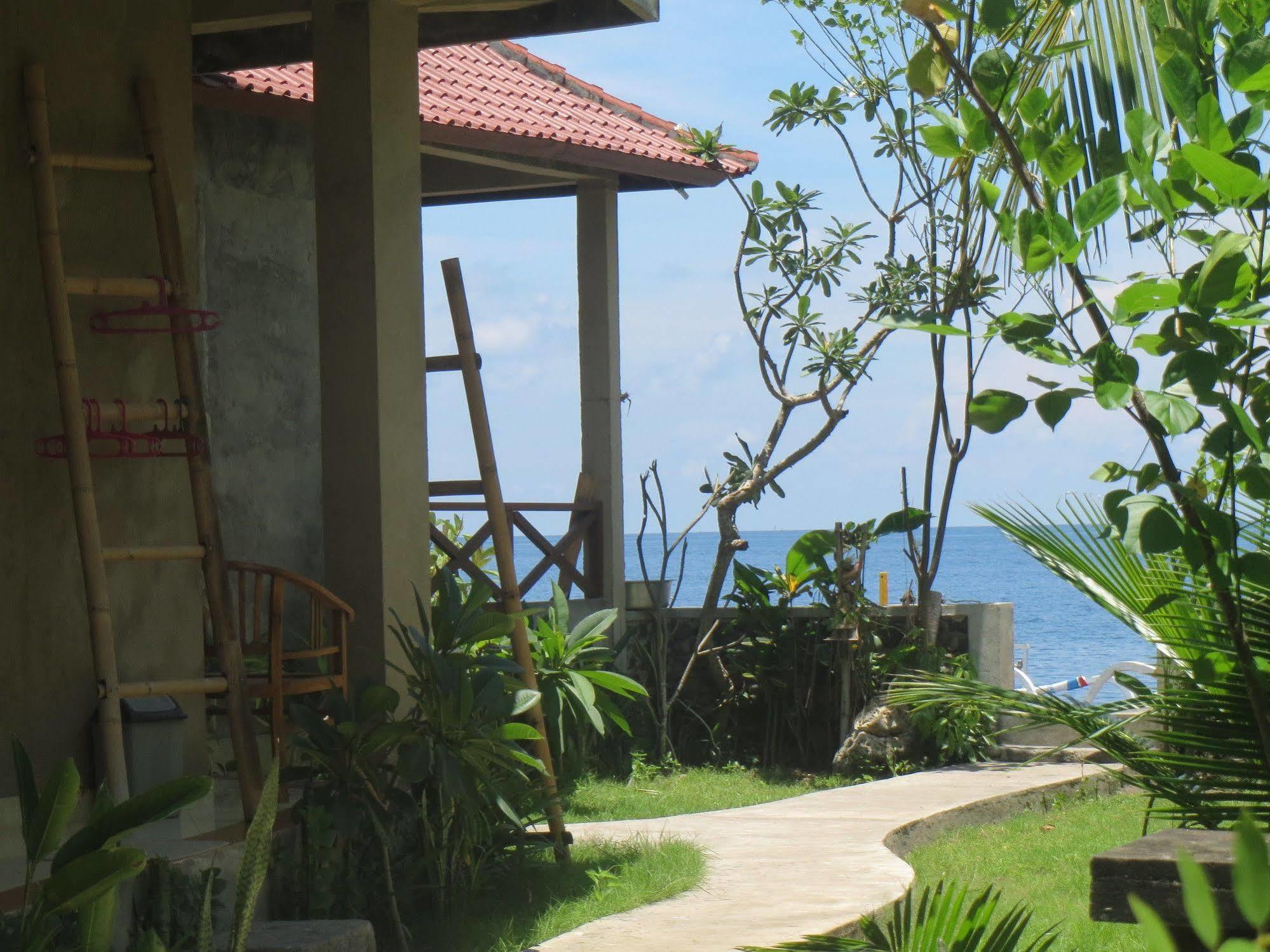 Amed Sari Beach Guesthouse المظهر الخارجي الصورة