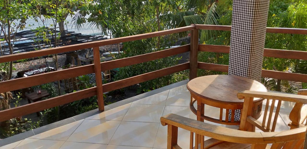 Amed Sari Beach Guesthouse المظهر الخارجي الصورة